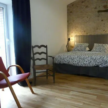 Topaze Chez Le Vigneron Bed and breakfast 3*